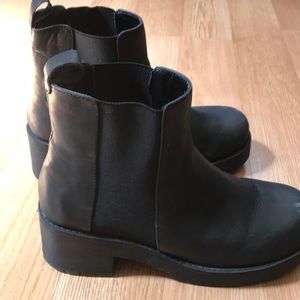 Steve Madden boots